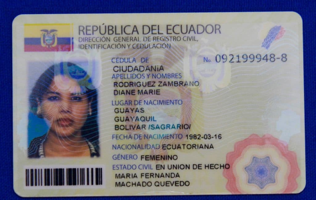 requisitos para la nacionalidad ecuatoriana en españa