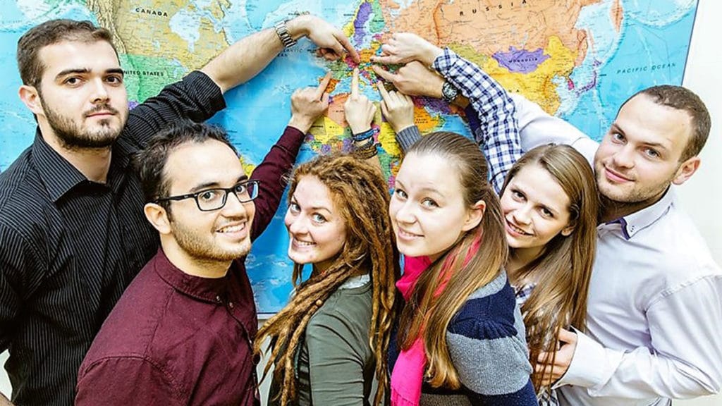 becas erasmus requisitos
